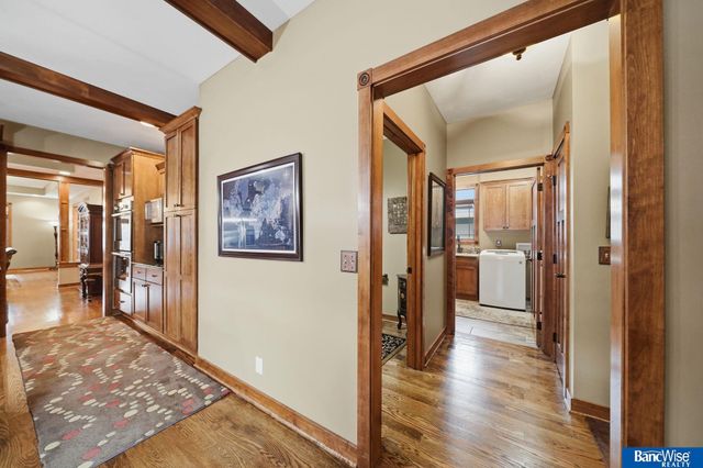 5920 Minter Lane, Lincoln, NE 68516