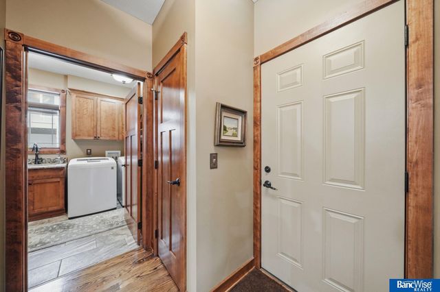 5920 Minter Lane, Lincoln, NE 68516