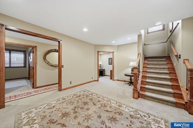 5920 Minter Lane, Lincoln, NE 68516