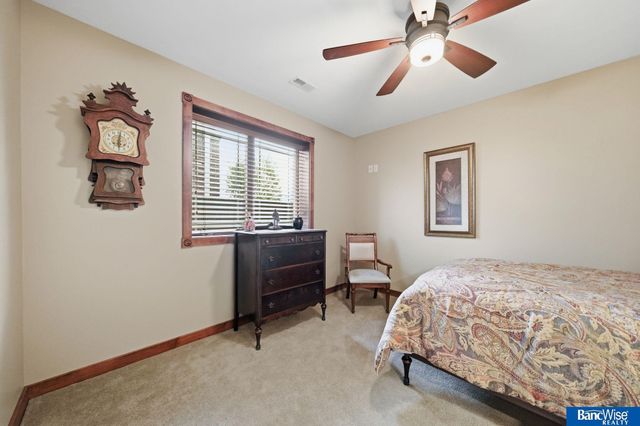 5920 Minter Lane, Lincoln, NE 68516