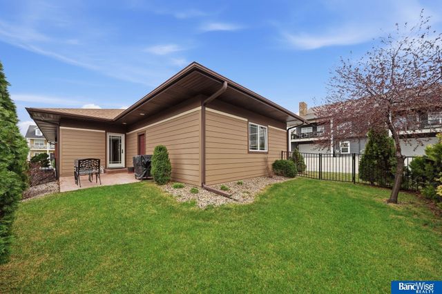 5920 Minter Lane, Lincoln, NE 68516