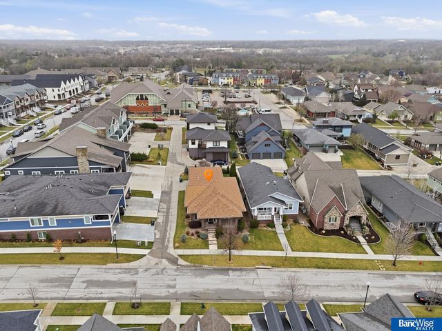 5920 Minter Lane, Lincoln, NE 68516