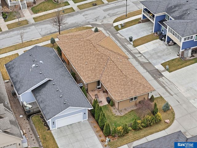 5920 Minter Lane, Lincoln, NE 68516