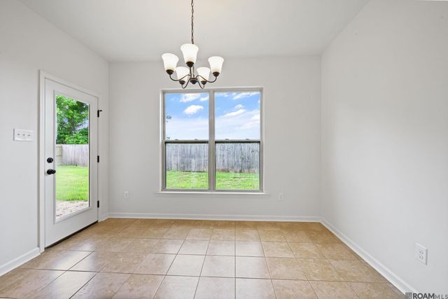1932 Meadow Oak Dr, St Gabriel, LA 70776