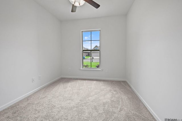 1932 Meadow Oak Dr, St Gabriel, LA 70776