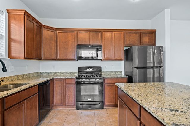 1932 Meadow Oak Dr, St Gabriel, LA 70776