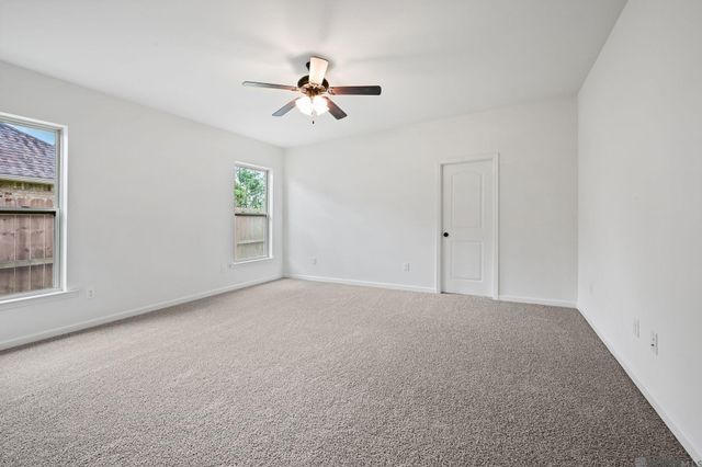 1932 Meadow Oak Dr, St Gabriel, LA 70776