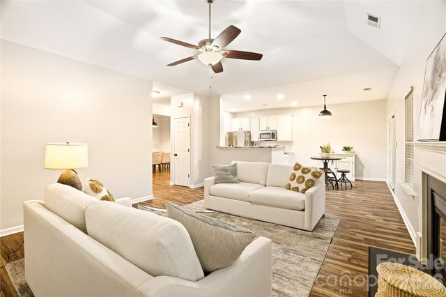 1016 Reigate Road, Charlotte, NC 28262