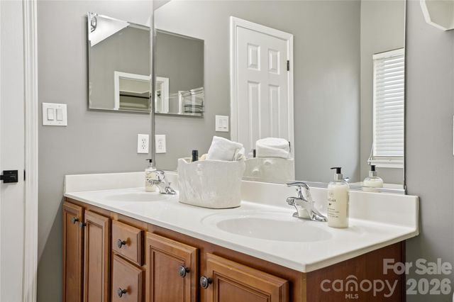 1016 Reigate Road, Charlotte, NC 28262