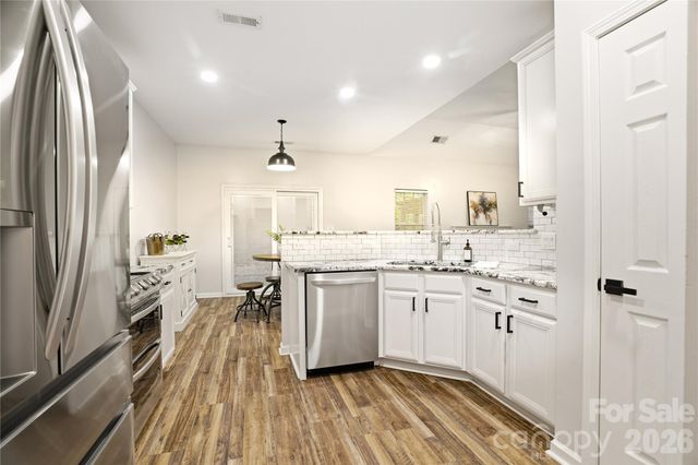 1016 Reigate Road, Charlotte, NC 28262