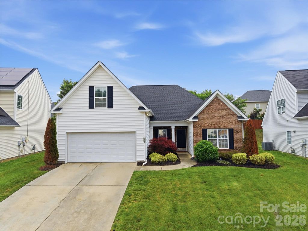 1016 Reigate Road, Charlotte, NC 28262