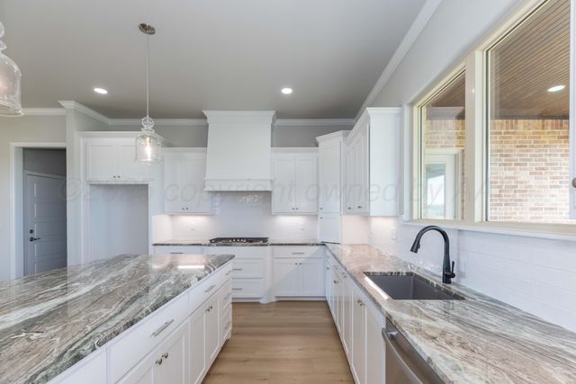 9400 BETHPAGE Avenue, Amarillo, TX 79119