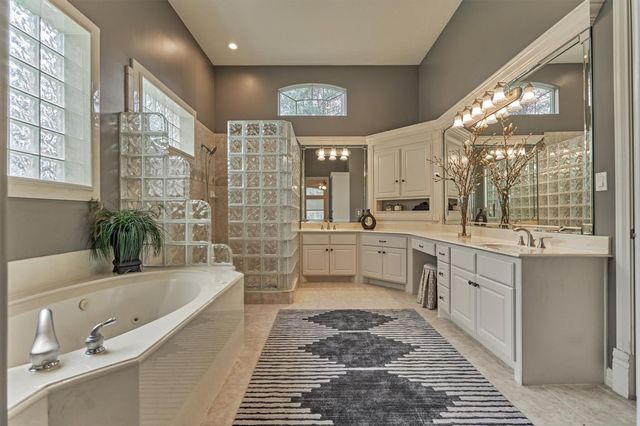 11510 Harbor Way, Magnolia, TX 77354