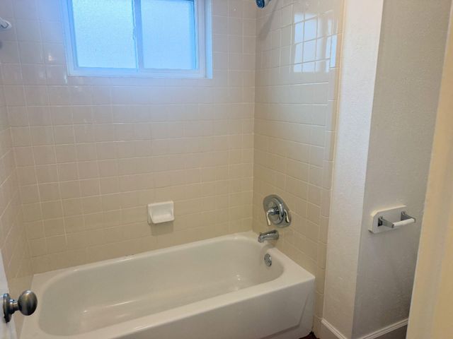 17034 Coachmaker Drive, Friendswood, TX 77546