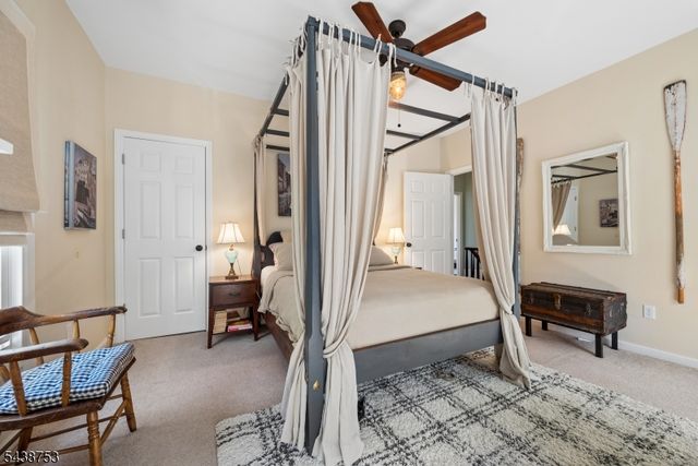 15 Cherry St, Lebanon Boro, NJ 08833