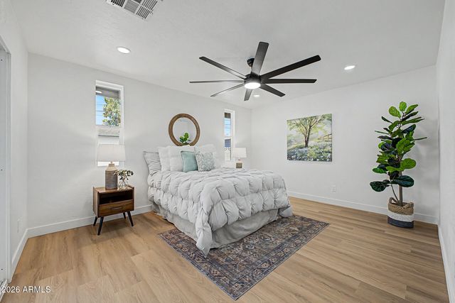 4204 N 19TH Street, Phoenix, AZ 85016