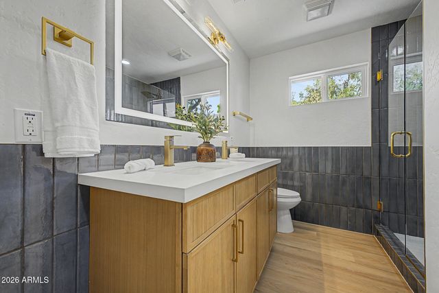 4204 N 19TH Street, Phoenix, AZ 85016