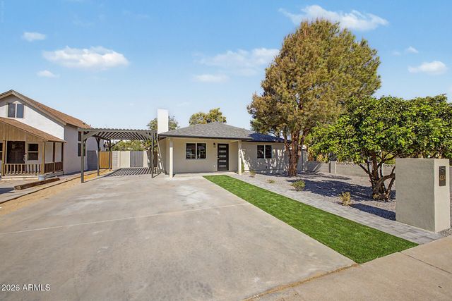 4204 N 19TH Street, Phoenix, AZ 85016