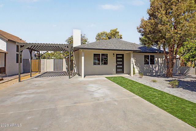 4204 N 19TH Street, Phoenix, AZ 85016