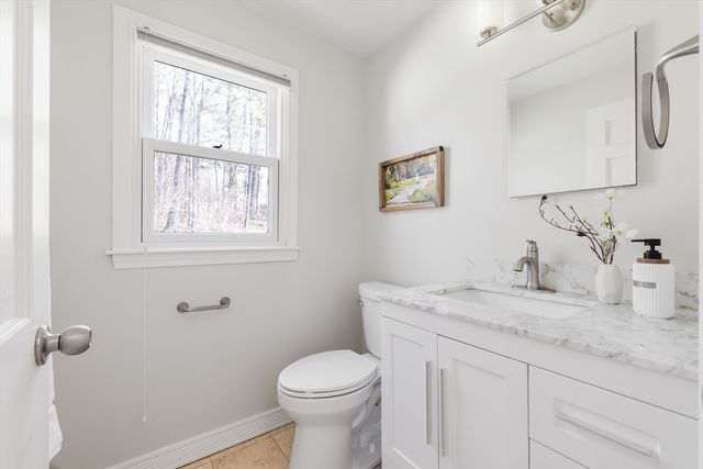 39 Jodie Rd, Framingham, MA 01702