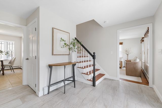 39 Jodie Rd, Framingham, MA 01702