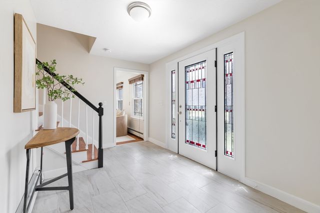 39 Jodie Rd, Framingham, MA 01702