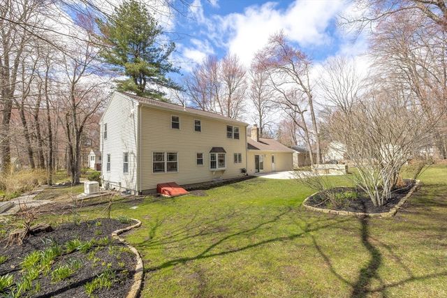 39 Jodie Rd, Framingham, MA 01702