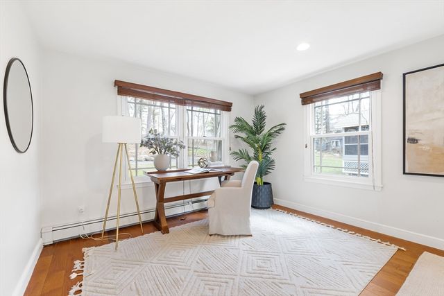 39 Jodie Rd, Framingham, MA 01702