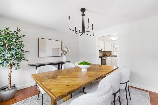 39 Jodie Rd, Framingham, MA 01702