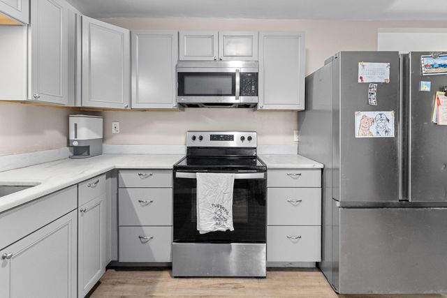 125 Red Cedar Drive, Goose Creek, SC 29445