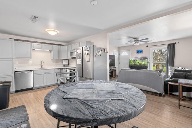 125 Red Cedar Drive, Goose Creek, SC 29445