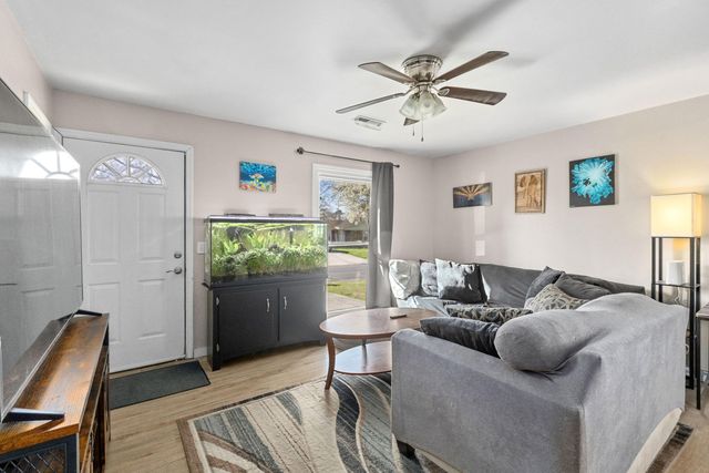 125 Red Cedar Drive, Goose Creek, SC 29445