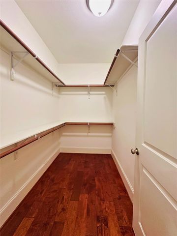 8812 Ashbloom Lane, Houston, TX 77080