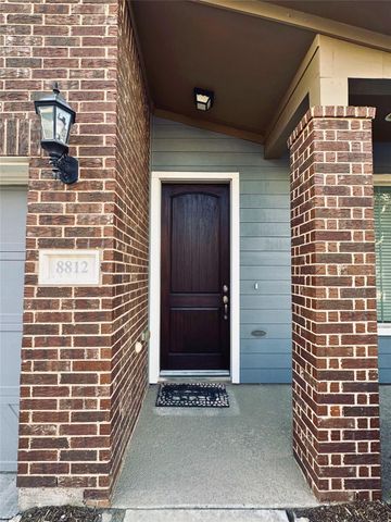 8812 Ashbloom Lane, Houston, TX 77080