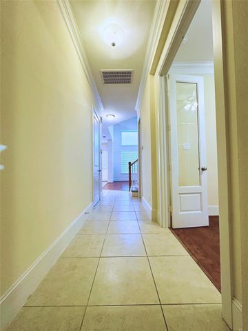 8812 Ashbloom Lane, Houston, TX 77080