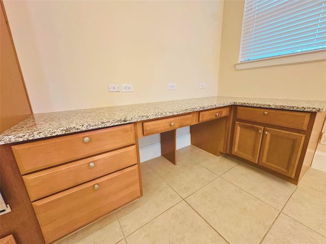 8812 Ashbloom Lane, Houston, TX 77080