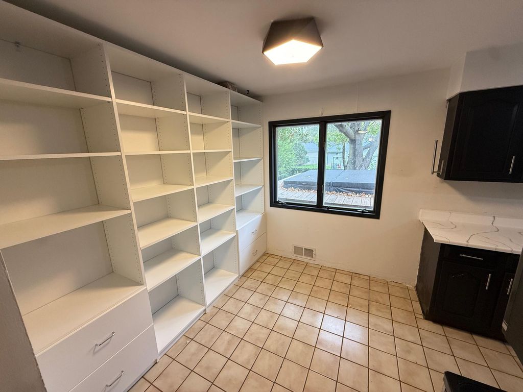 814 Meyer Street N, Maplewood, MN 55119 — photo 5