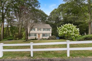201 Bear Path Road, Hamden, CT 06514