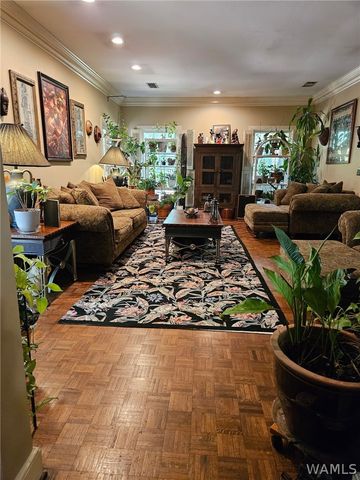 12 Hickory, Tuscaloosa, AL 35404
