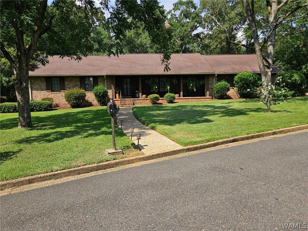 12 Hickory, Tuscaloosa, AL 35404