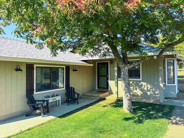 6587 Gwin St, Valley Springs, CA 95252