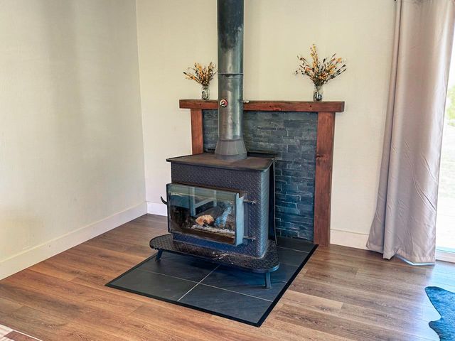 6587 Gwin St, Valley Springs, CA 95252