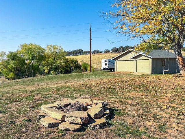 6587 Gwin St, Valley Springs, CA 95252