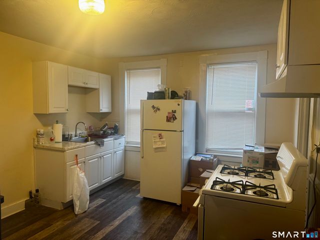 15 Tremont Street, New Britain, CT 06051