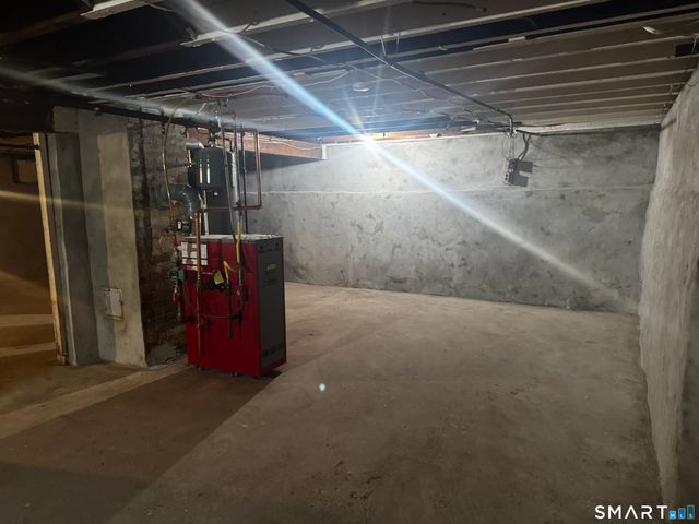 15 Tremont Street, New Britain, CT 06051