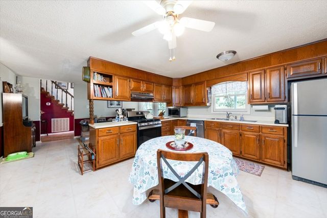 439 River Bend Road, Macon, GA 31211