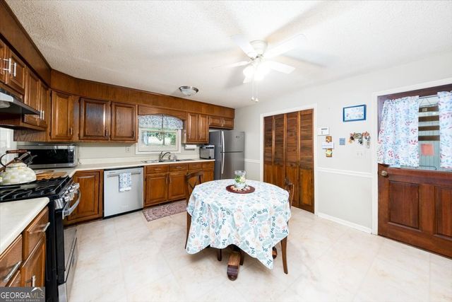 439 River Bend Road, Macon, GA 31211