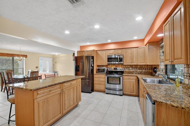 13606 Columbine Avenue, Wellington, FL 33414