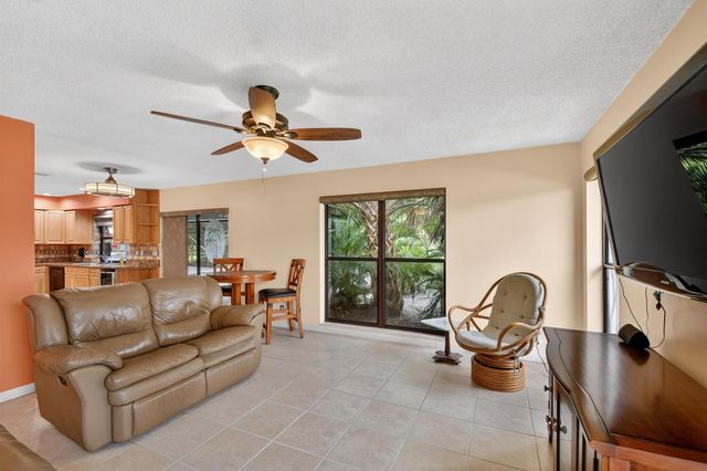 13606 Columbine Avenue, Wellington, FL 33414