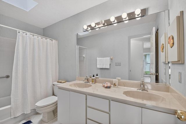 13606 Columbine Avenue, Wellington, FL 33414